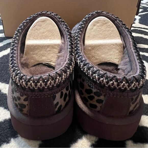 NWT UGGāTasman Caspian Burnt Cedar Slippers Size Women's 8 - Picture 11 of 15